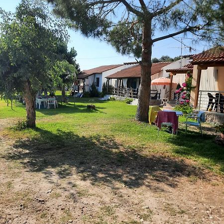Bungalows Anestis Toroni Exterior foto
