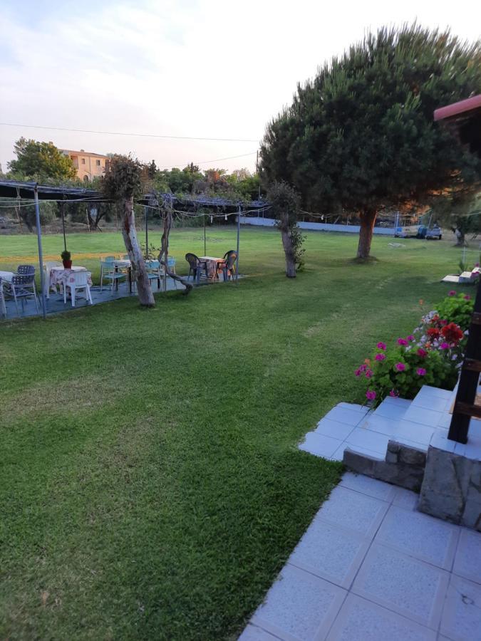 Bungalows Anestis Toroni Exterior foto