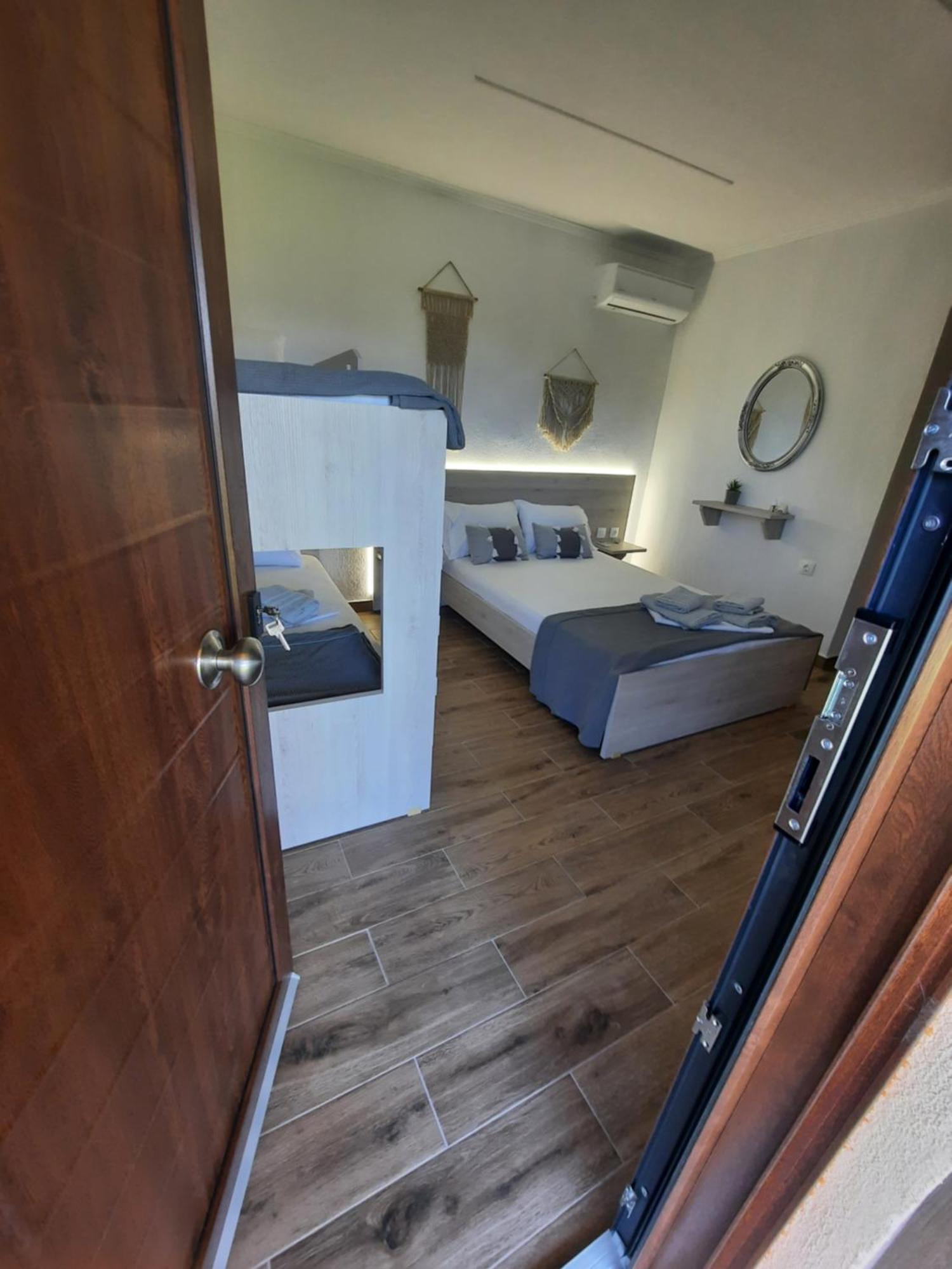 Bungalows Anestis Toroni Exterior foto