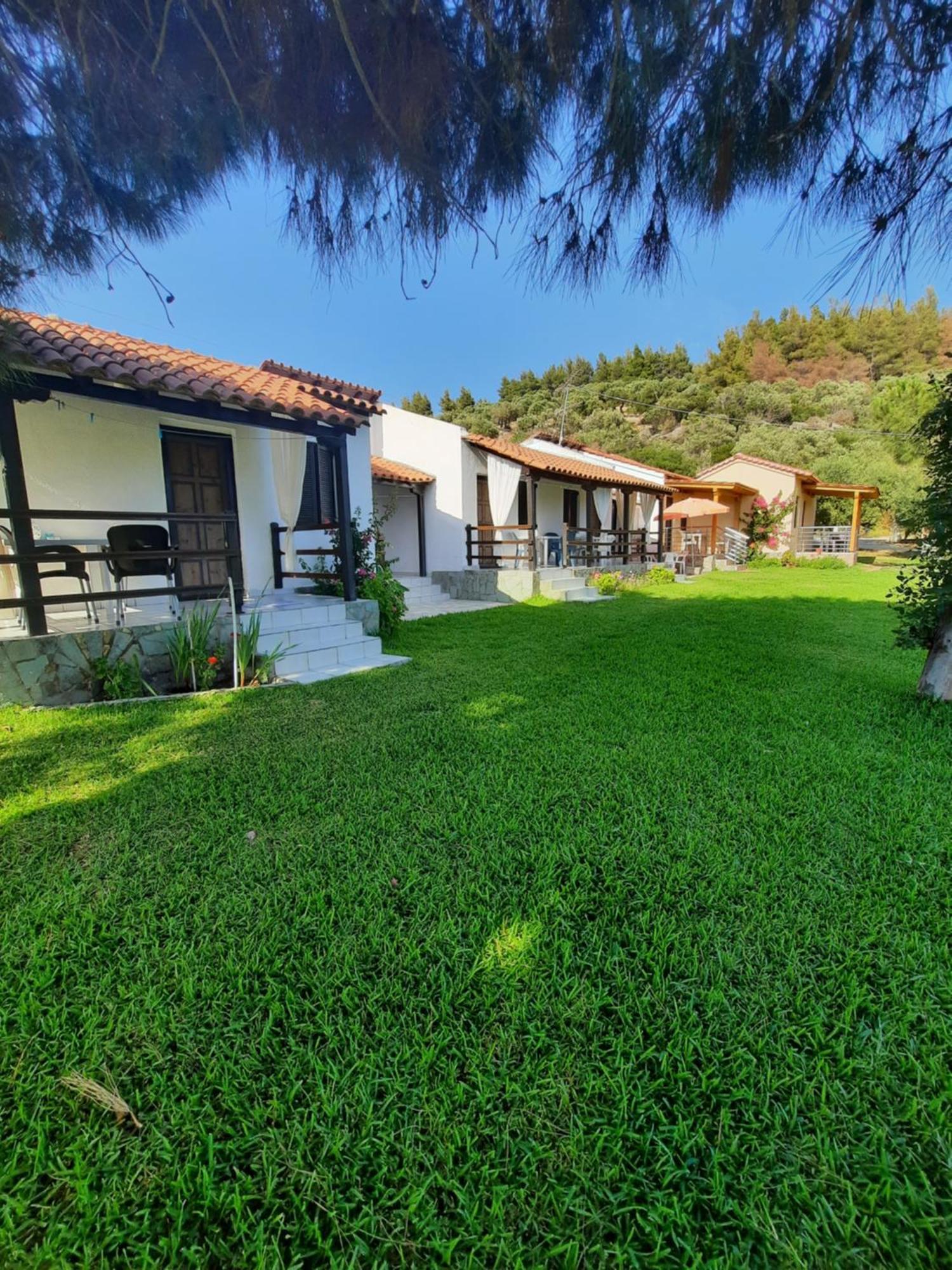 Bungalows Anestis Toroni Exterior foto