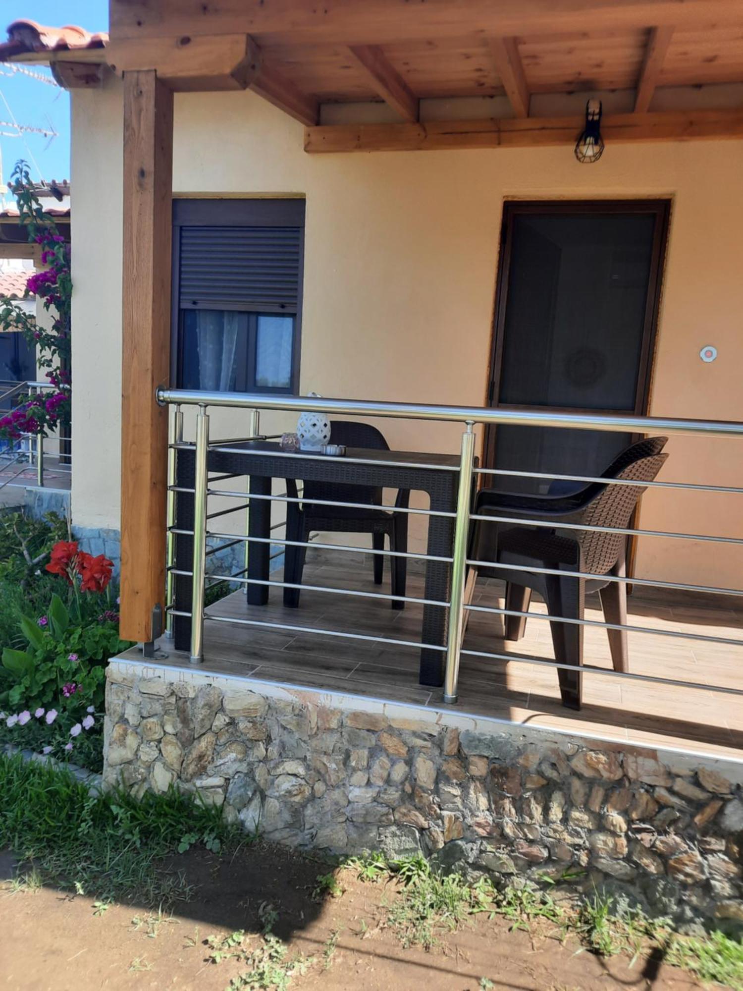 Bungalows Anestis Toroni Exterior foto