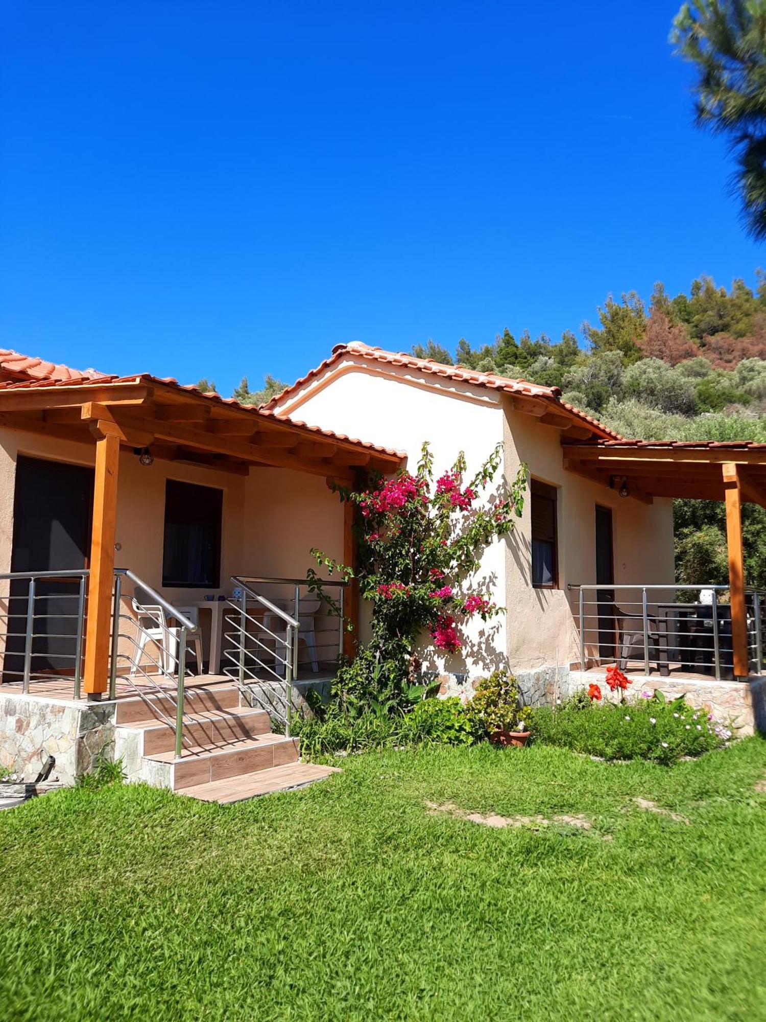 Bungalows Anestis Toroni Exterior foto